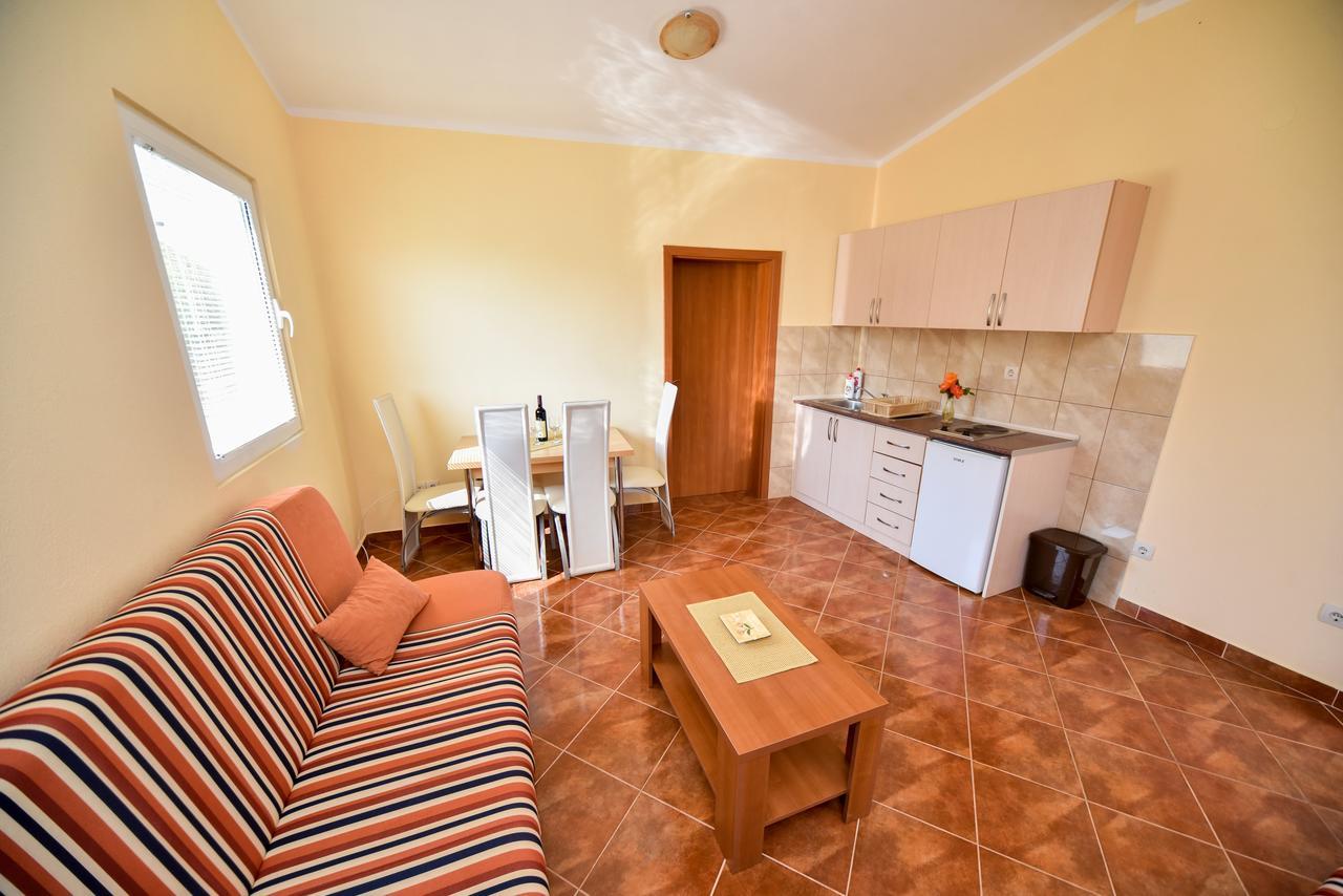 Apartmani Stanisic Čanj Εξωτερικό φωτογραφία