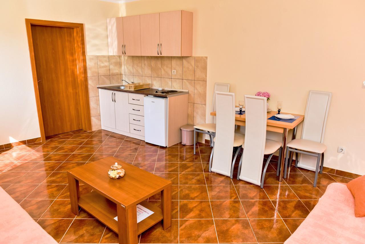 Apartmani Stanisic Čanj Εξωτερικό φωτογραφία